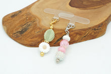 Load image into Gallery viewer, Beadable Phone Case Charm