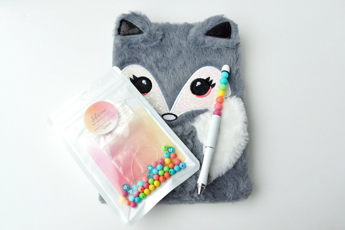 Fuzzy & Fun DIY Gift Set (Fox) – 1 Wave Designs