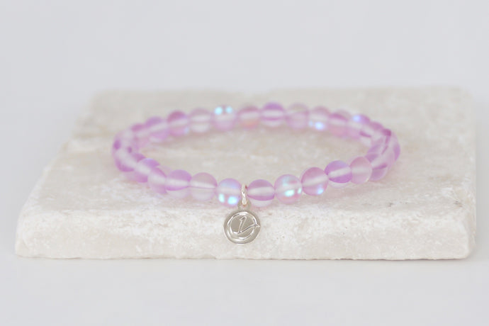light purple moonstone bracelet on elastic