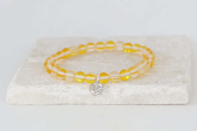 Yellow moonstone bracelet on elastic