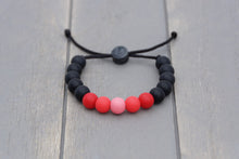 Load image into Gallery viewer, black and red ombre  adjustable silicone bead bracelet